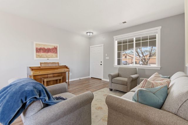 3828 Tranquil Meadows Drive NE, Rio Rancho, NM 87144