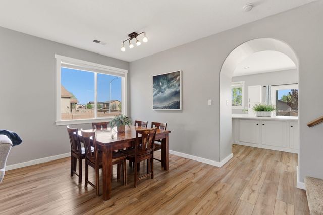 3828 Tranquil Meadows Drive NE, Rio Rancho, NM 87144