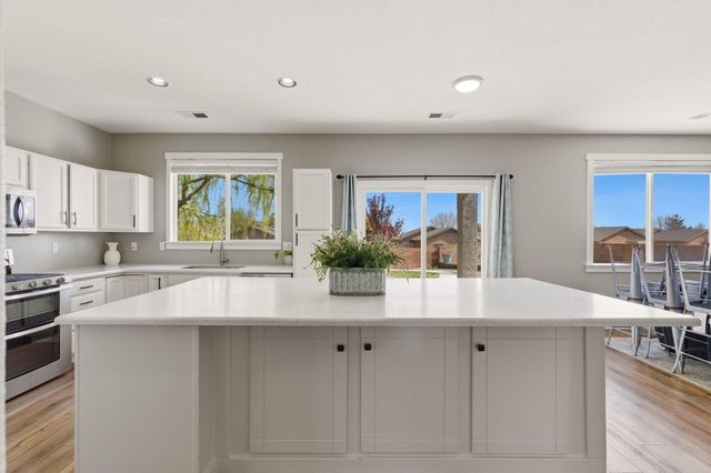 3828 Tranquil Meadows Drive NE, Rio Rancho, NM 87144