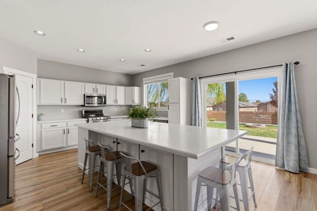 3828 Tranquil Meadows Drive NE, Rio Rancho, NM 87144