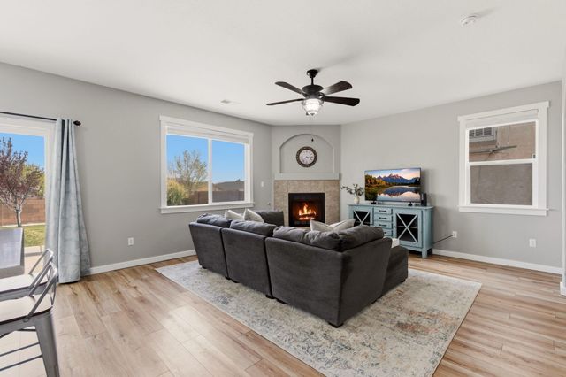 3828 Tranquil Meadows Drive NE, Rio Rancho, NM 87144