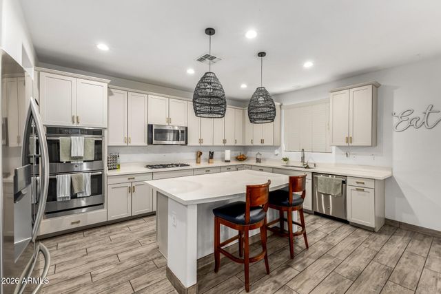 12001 W CHASE Lane, Avondale, AZ 85323