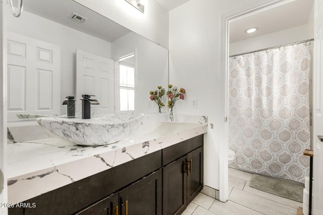 12001 W CHASE Lane, Avondale, AZ 85323