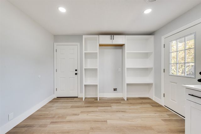 5017 Sabelle Lane, Haltom City, TX 76117