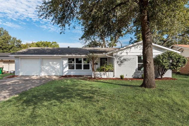 5017 Sabelle Lane, Haltom City, TX 76117