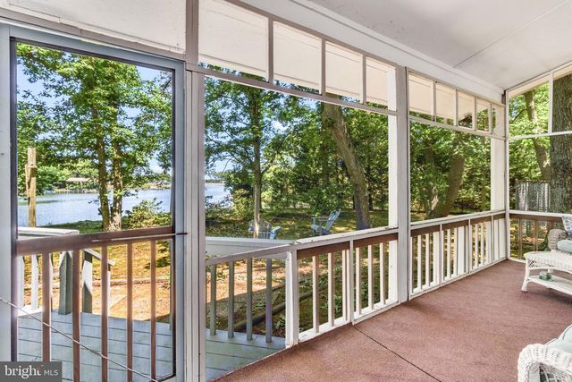 621 HARBOR DR, Reedville, VA 22539