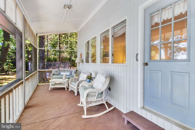 621 HARBOR DR, Reedville, VA 22539