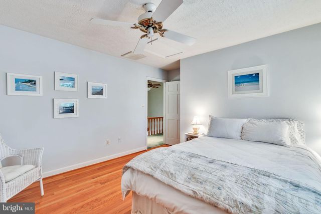 621 HARBOR DR, Reedville, VA 22539