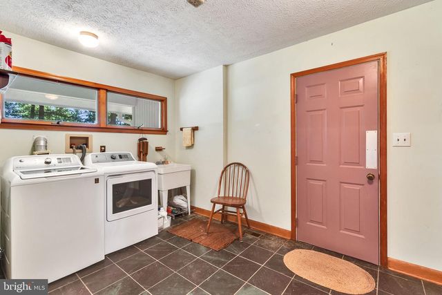 621 HARBOR DR, Reedville, VA 22539