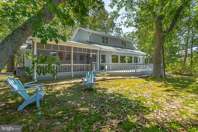 621 HARBOR DR, Reedville, VA 22539