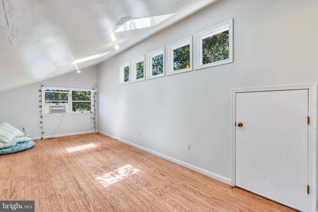 621 HARBOR DR, Reedville, VA 22539
