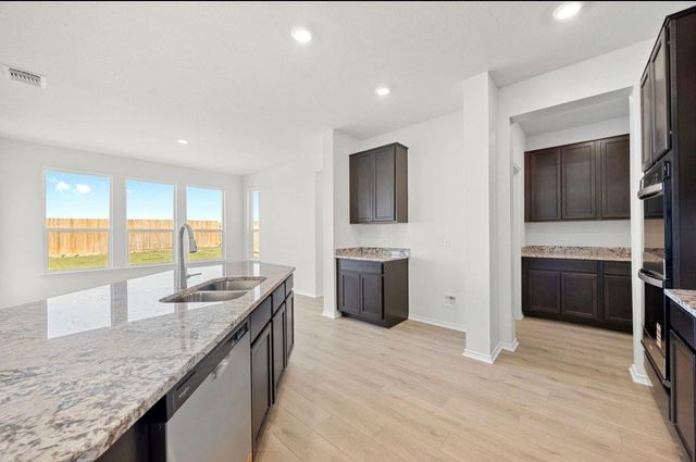 3720 Cerino LN, Round Rock, TX 78665