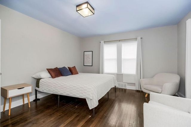 600 W 101st Terrace, Kansas City, MO 64114