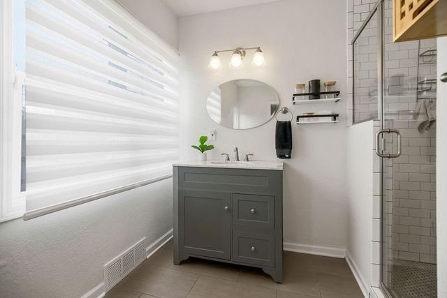 600 W 101st Terrace, Kansas City, MO 64114