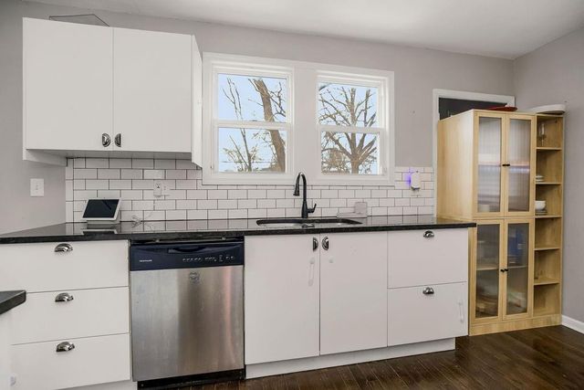 600 W 101st Terrace, Kansas City, MO 64114