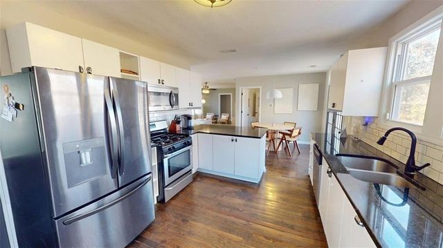 600 W 101st Terrace, Kansas City, MO 64114