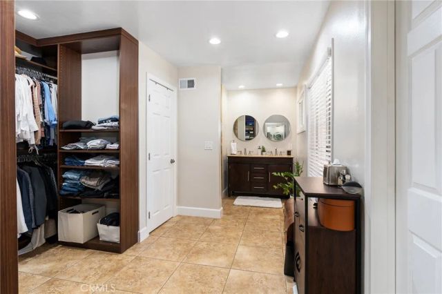 6609 Birchton Avenue, West Hills, CA 91307