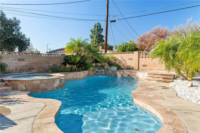 6609 Birchton Avenue, West Hills, CA 91307