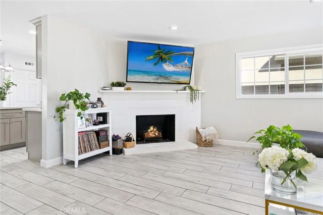 6609 Birchton Avenue, West Hills, CA 91307