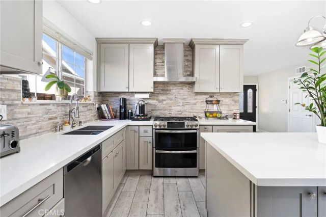 6609 Birchton Avenue, West Hills, CA 91307