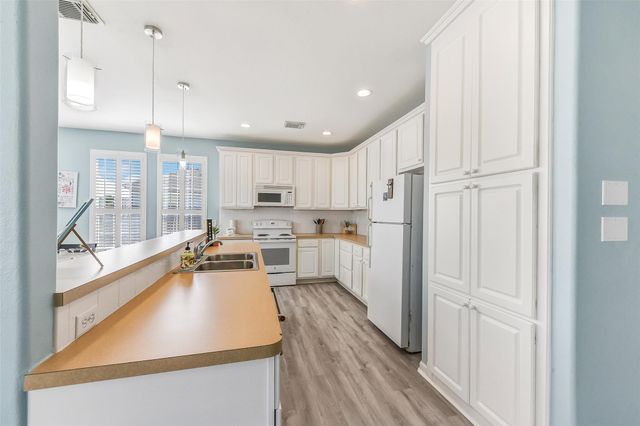 4113 Isla Del Sol, Galveston, TX 77554