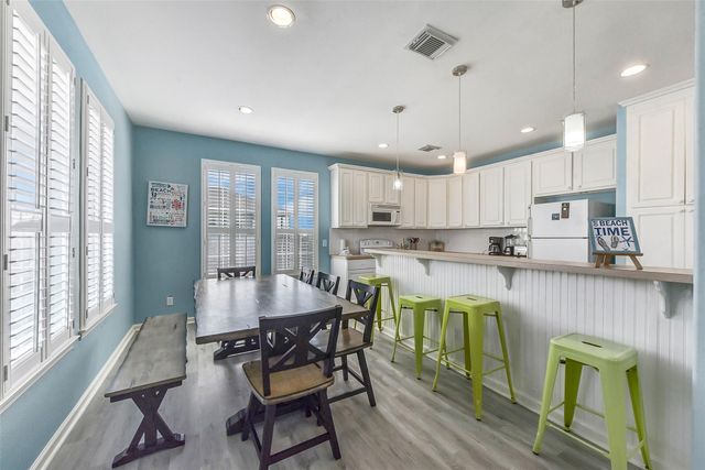 4113 Isla Del Sol, Galveston, TX 77554