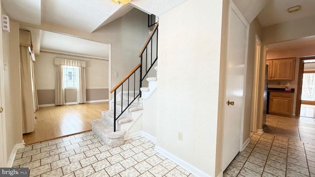 4325 MAJESTIC LN, Fairfax, VA 22033