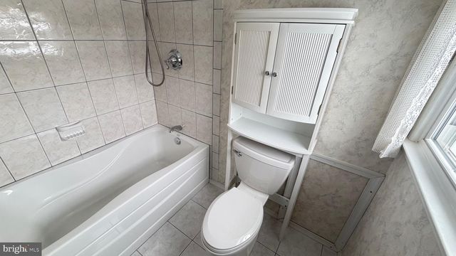 4325 MAJESTIC LN, Fairfax, VA 22033