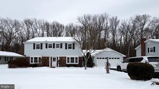 4325 MAJESTIC LN, Fairfax, VA 22033