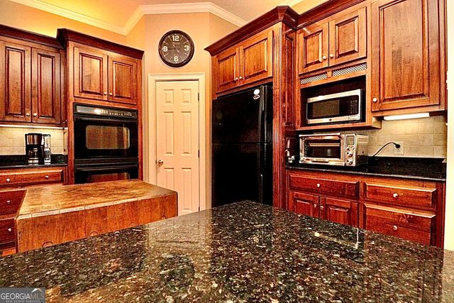 4715 Misty Valley Circle, Valdosta, GA 31602