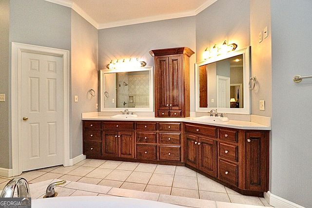 4715 Misty Valley Circle, Valdosta, GA 31602