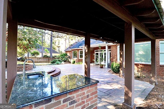 4715 Misty Valley Circle, Valdosta, GA 31602