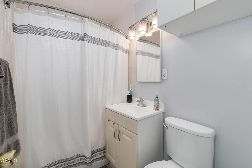 Image 27 of property listing at 132 Poinsettia Avenue, Monrovia, CA 91016