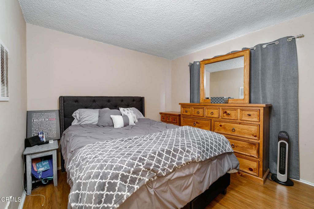 Image 35 of property listing at 132 Poinsettia Avenue, Monrovia, CA 91016