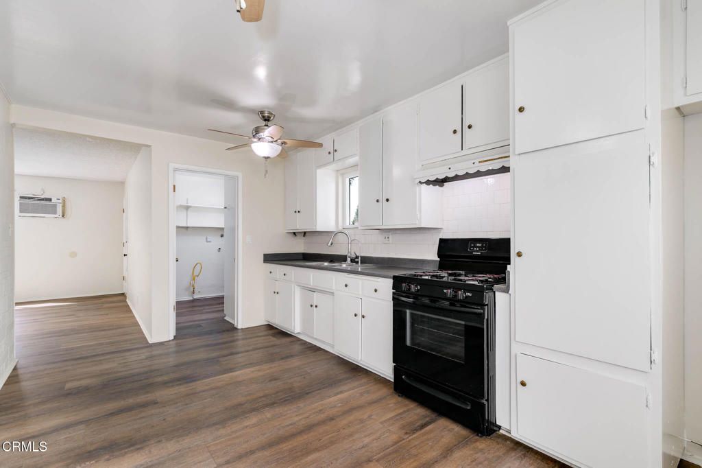 Image 7 of property listing at 132 Poinsettia Avenue, Monrovia, CA 91016