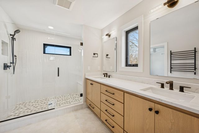 1615 Stanford Avenue, Saint Paul, MN 55105