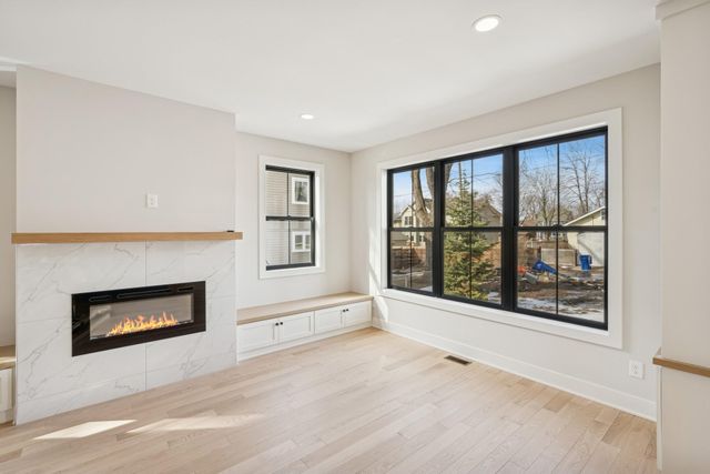 1615 Stanford Avenue, Saint Paul, MN 55105