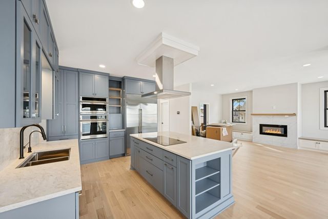 1615 Stanford Avenue, Saint Paul, MN 55105