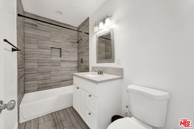 6323 Farmdale Avenue, North Hollywood (los Angeles), CA 91606