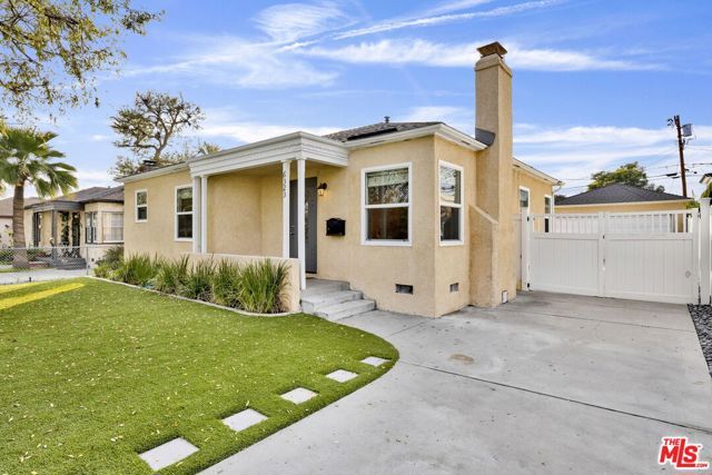 6323 Farmdale Avenue, North Hollywood (los Angeles), CA 91606