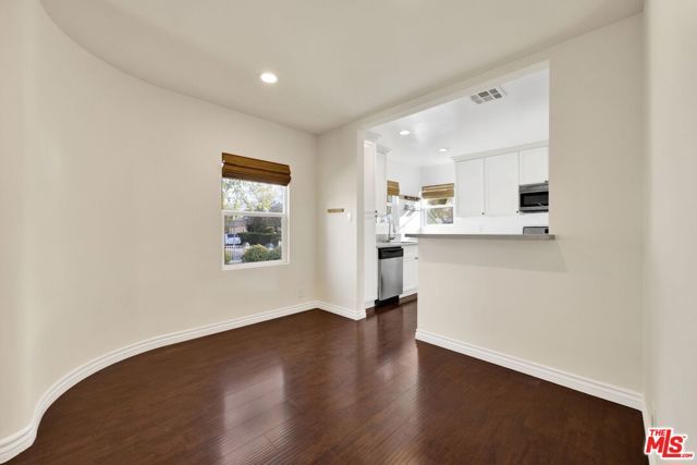 6323 Farmdale Avenue, North Hollywood (los Angeles), CA 91606