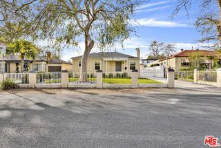 6323 Farmdale Avenue, North Hollywood (los Angeles), CA 91606