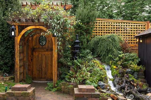 4260 Stonecrest Court, Bellingham, WA 98226