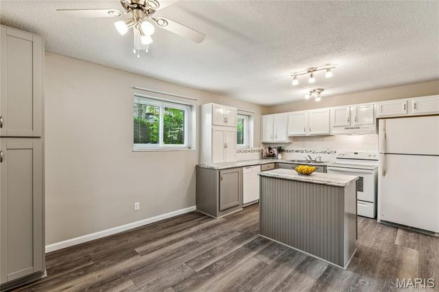 76 Lemans Court 761, Lake St Louis, MO 63367