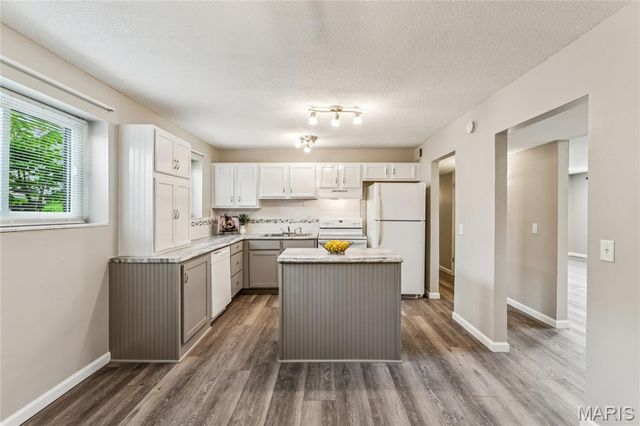 76 Lemans Court 761, Lake St Louis, MO 63367