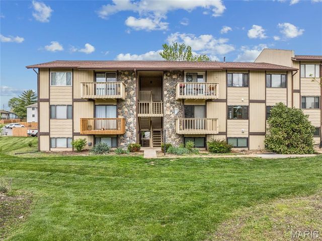 76 Lemans Court 761, Lake St Louis, MO 63367