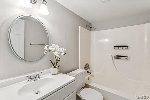 76 Lemans Court 761, Lake St Louis, MO 63367