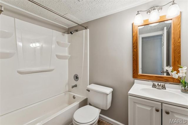 76 Lemans Court 761, Lake St Louis, MO 63367