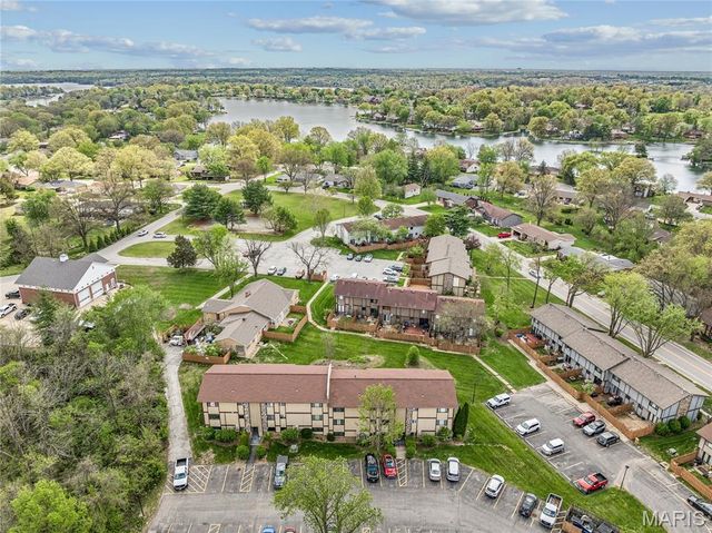 76 Lemans Court 761, Lake St Louis, MO 63367