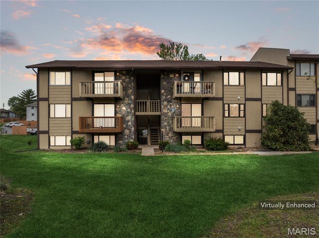 76 Lemans Court 761, Lake St Louis, MO 63367